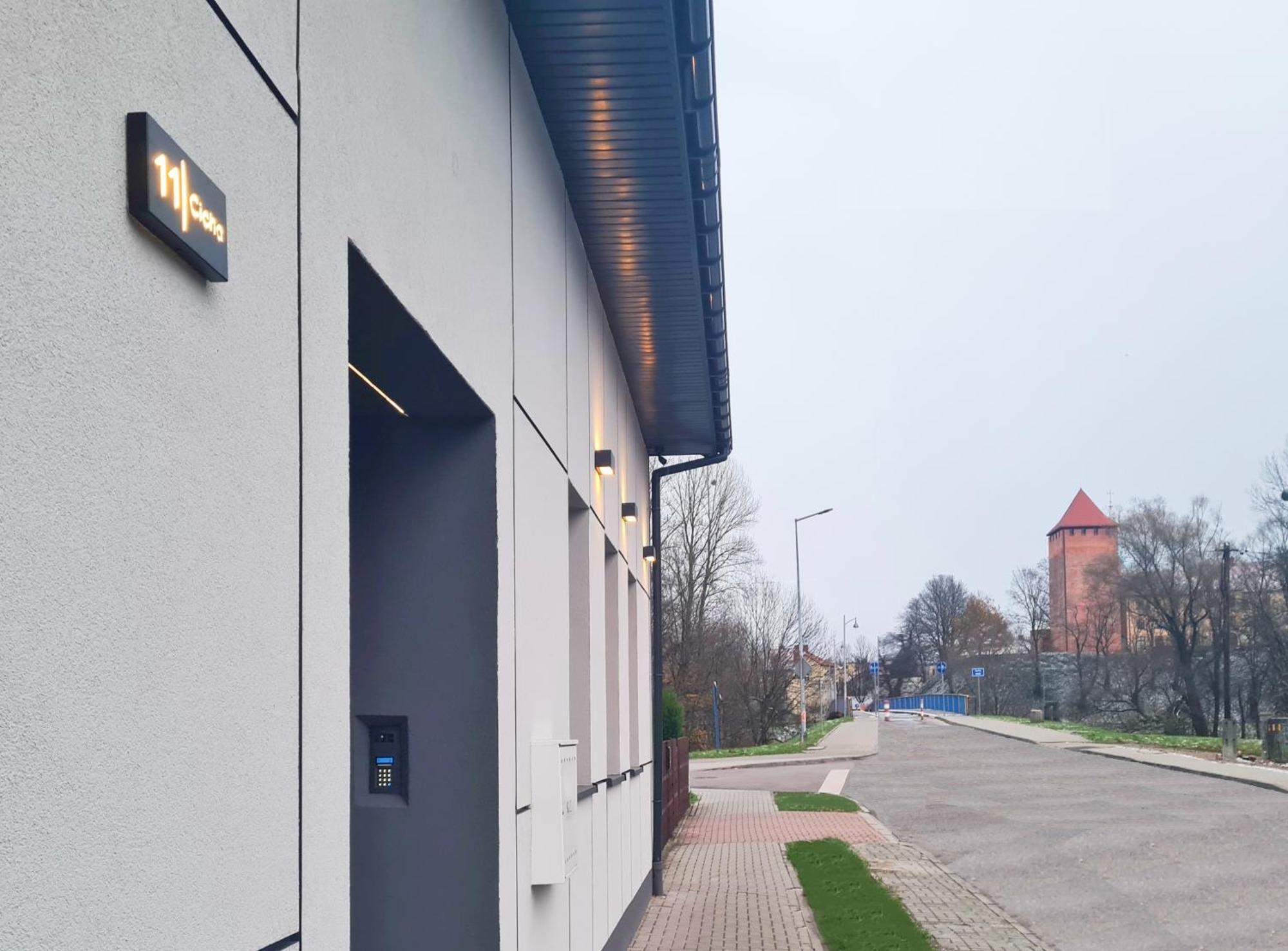 Apartment Quiet Street 11/2E Oswiecim Bagian luar foto